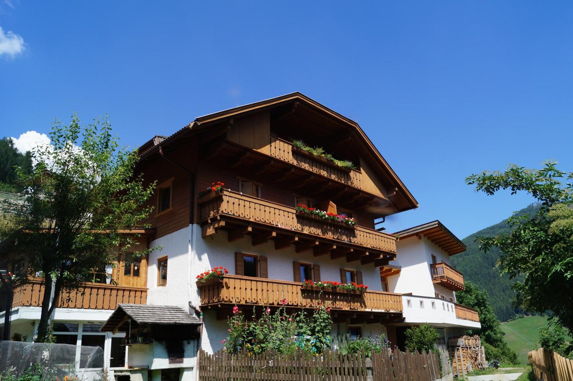 Thalerhof Apartment San Lorenzo di Sebato Exterior foto